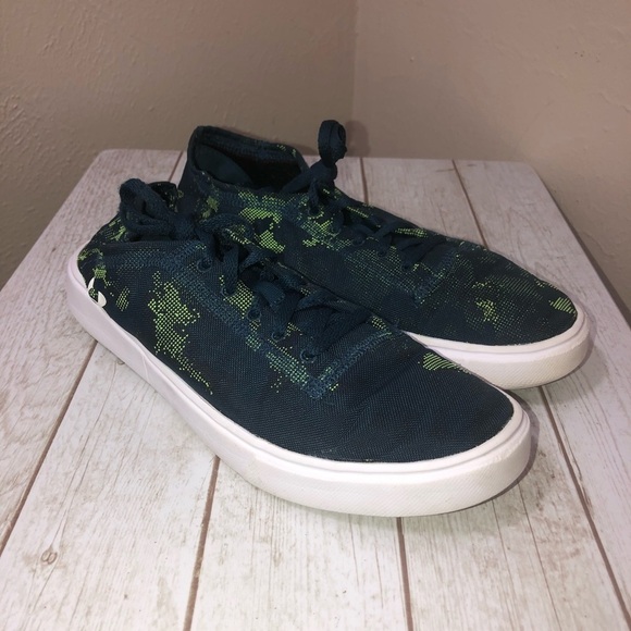 UNDER ARMOUR Kick It 2 Low Utility GS Sneaker Sz 7.5 - Picture 7 of 14